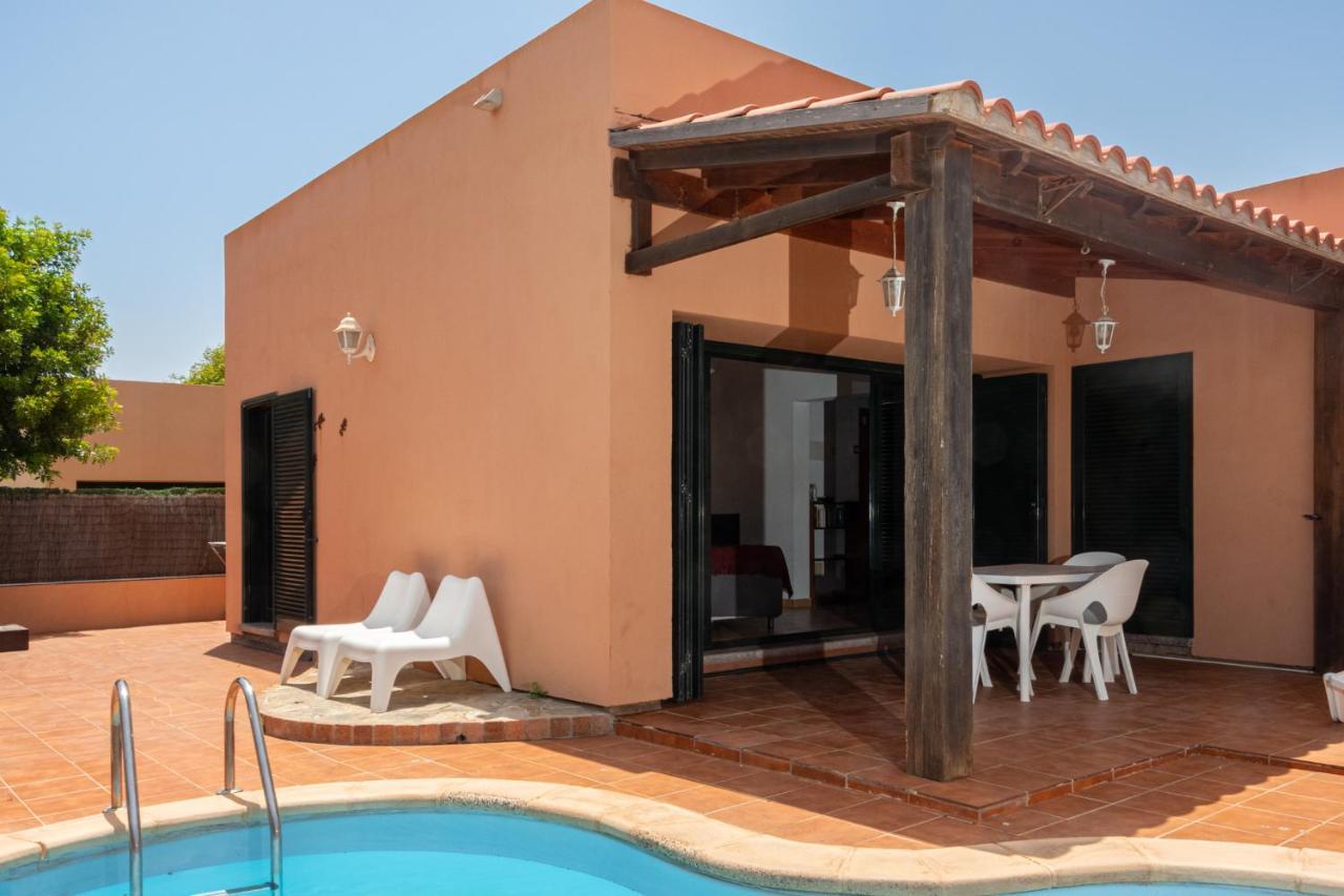 Lovely 2-Bed Villa In Corralejo Fuerteventura Exterior foto